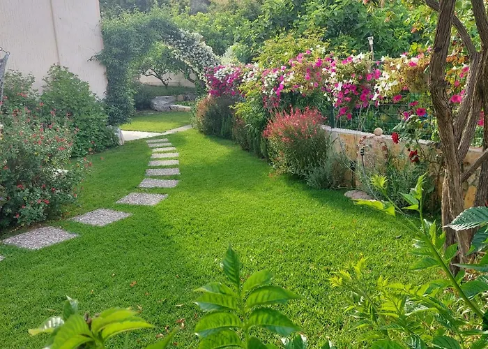 Summer Village House Popi