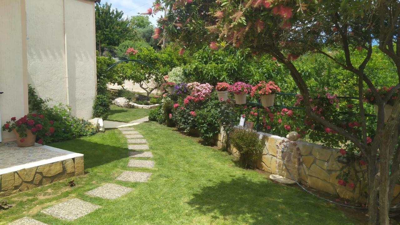 Summer Popi * Kanakades